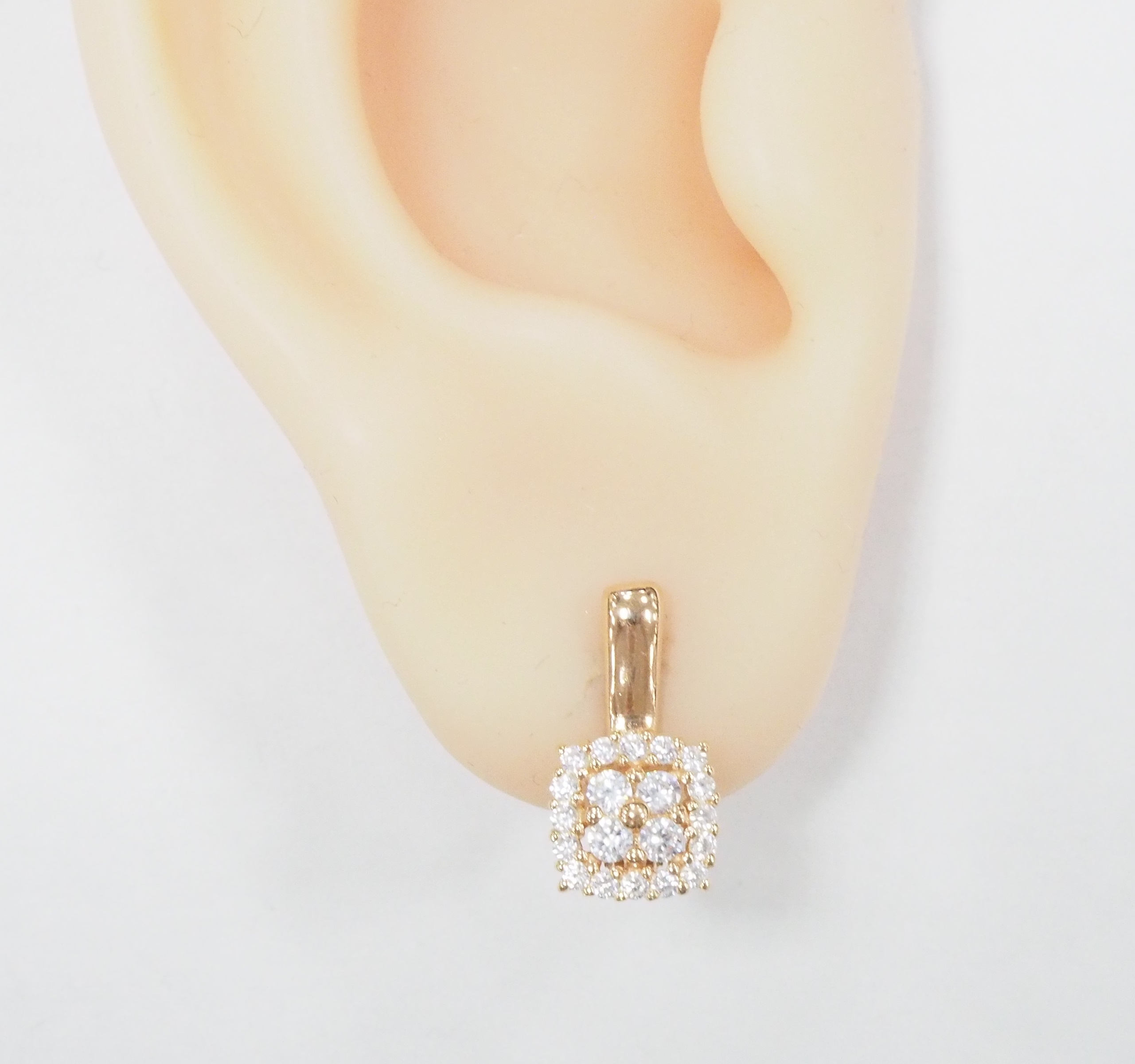 Серебряные серьги с фианитами